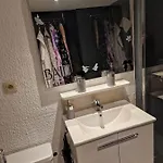 Cocon Douillet Avec Chaleur Ambiante Du Poele A Pellets Hastiere-par-dela