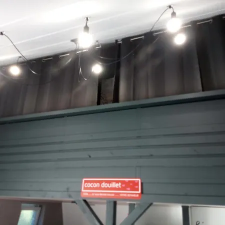 Cocon Douillet Avec Chaleur Ambiante Du Poele A Pellets Hastiere-par-dela