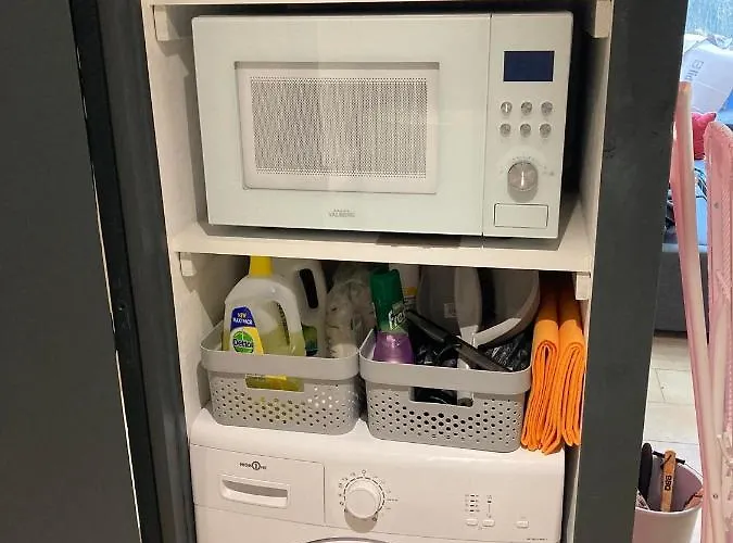 Cocon Douillet Avec Chaleur Ambiante Du Poêle à Pellets Hastiere-par-dela